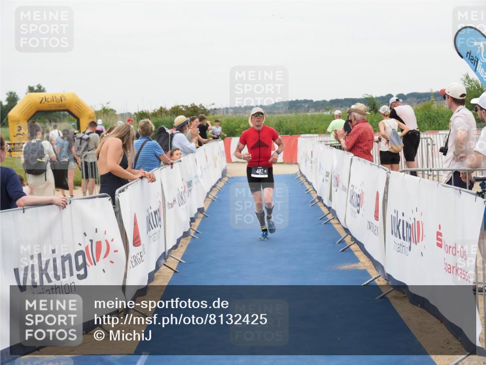 22.06.2025 - Viking Triathlon MichiJ http://msf.ph/oto/8132425 22.06.2025 15:45:41 Ziel 482 meine-sportfotos.de