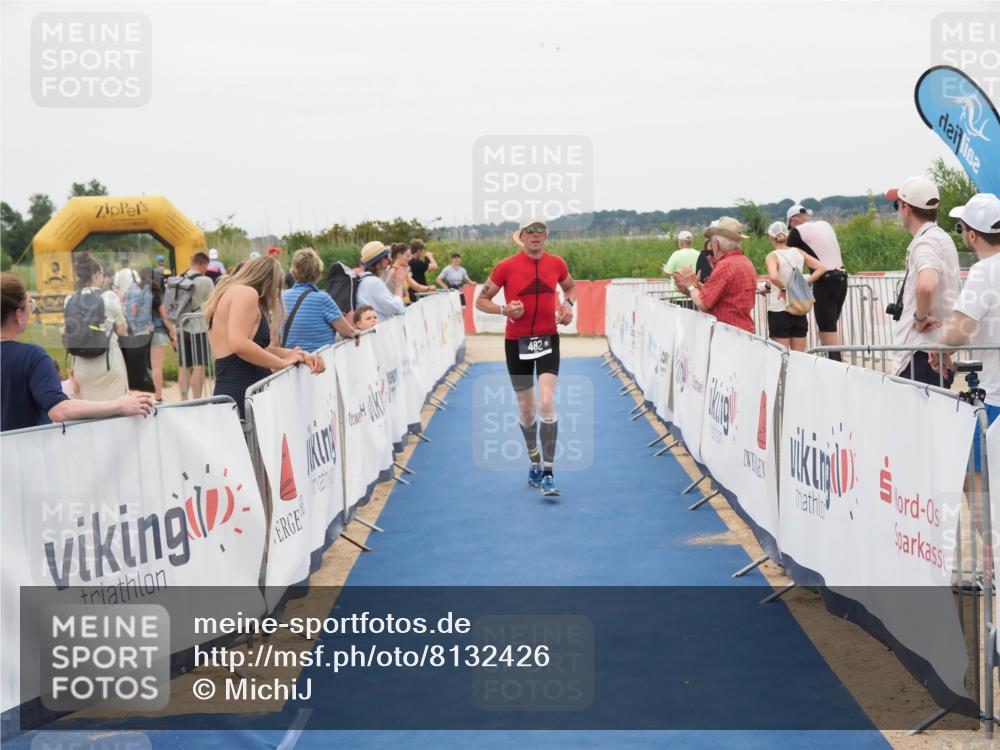 22.06.2025 - Viking Triathlon MichiJ http://msf.ph/oto/8132426 22.06.2025 15:45:41 Ziel 482 meine-sportfotos.de