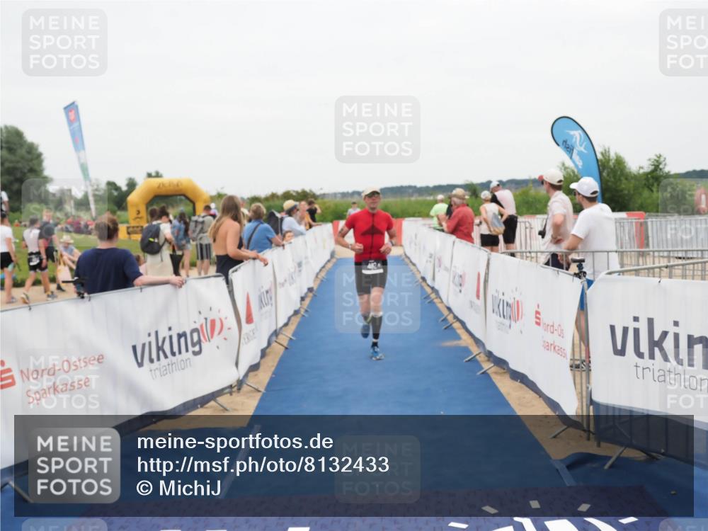 22.06.2025 - Viking Triathlon MichiJ http://msf.ph/oto/8132433 22.06.2025 15:45:42 Ziel 482 meine-sportfotos.de