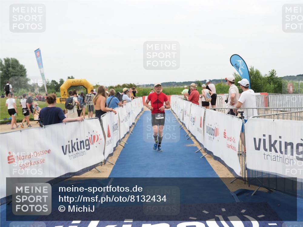 22.06.2025 - Viking Triathlon MichiJ http://msf.ph/oto/8132434 22.06.2025 15:45:42 Ziel 482 meine-sportfotos.de