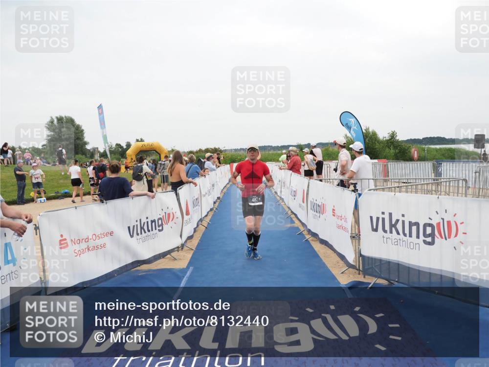 22.06.2025 - Viking Triathlon MichiJ http://msf.ph/oto/8132440 22.06.2025 15:45:43 Ziel 115, 482 meine-sportfotos.de