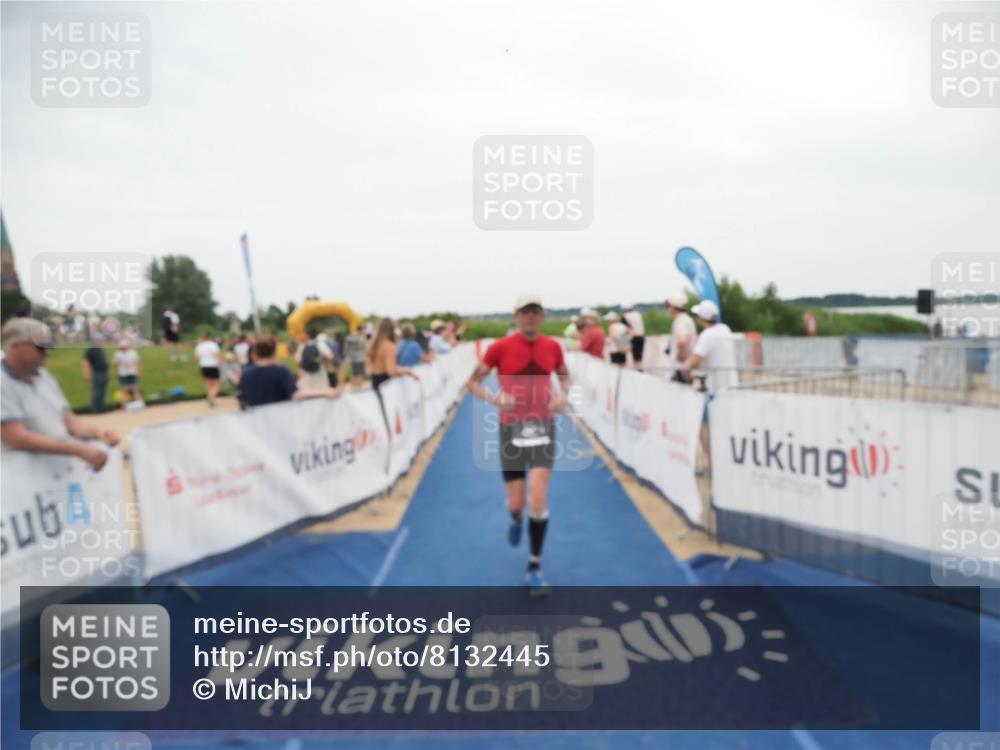 22.06.2025 - Viking Triathlon MichiJ http://msf.ph/oto/8132445 22.06.2025 15:45:44 Ziel 115, 482 meine-sportfotos.de