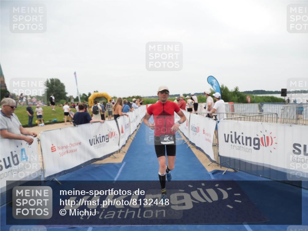 22.06.2025 - Viking Triathlon MichiJ http://msf.ph/oto/8132448 22.06.2025 15:45:44 Ziel 115, 482 meine-sportfotos.de