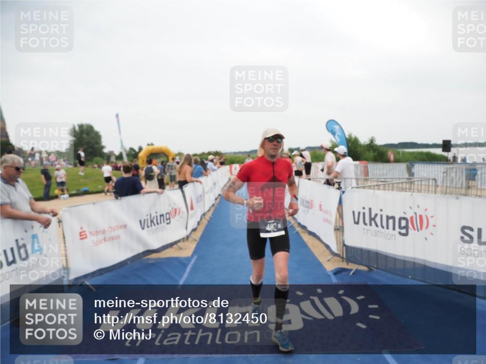 22.06.2025 - Viking Triathlon MichiJ http://msf.ph/oto/8132450 22.06.2025 15:45:44 Ziel 115, 482 meine-sportfotos.de