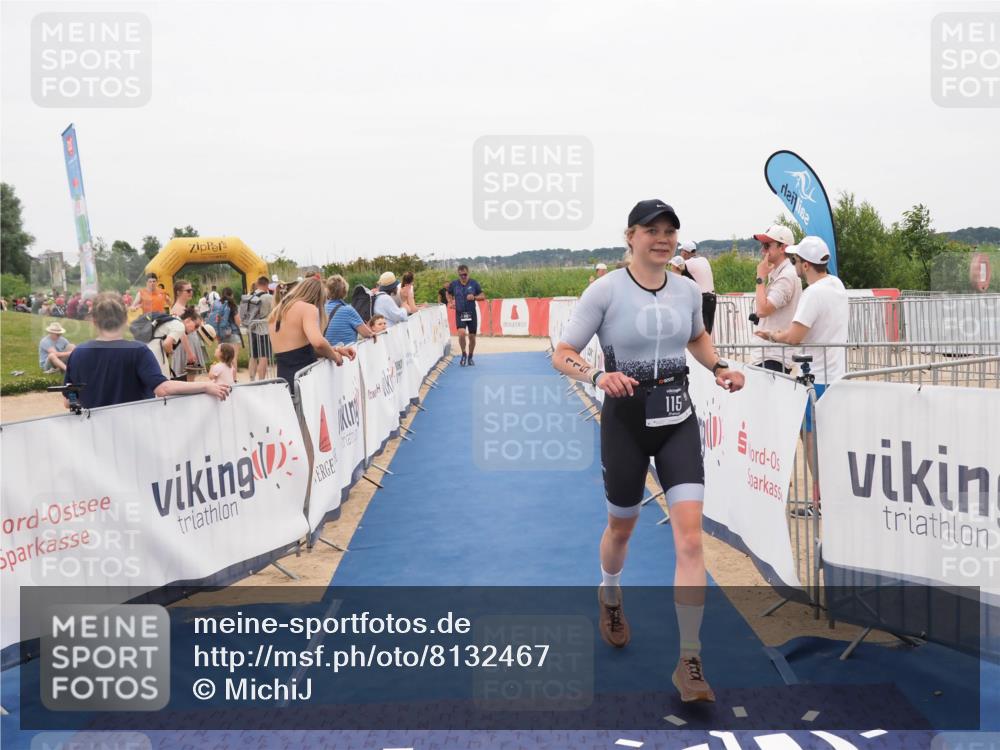 22.06.2025 - Viking Triathlon MichiJ http://msf.ph/oto/8132467 22.06.2025 15:45:50 Ziel 115, 449 meine-sportfotos.de