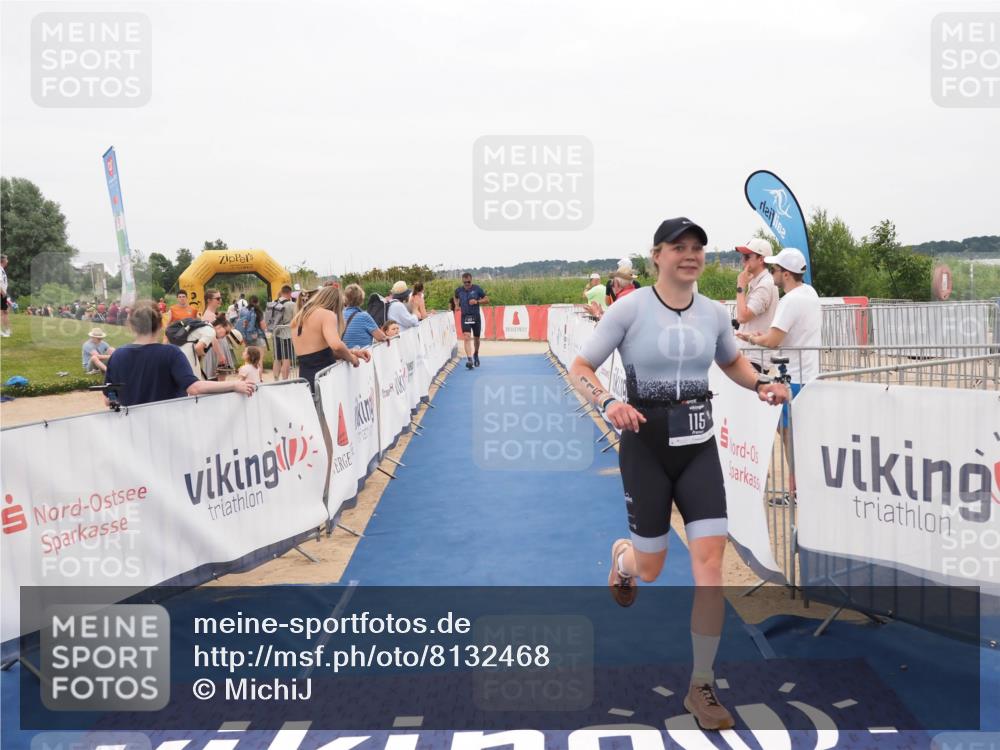 22.06.2025 - Viking Triathlon MichiJ http://msf.ph/oto/8132468 22.06.2025 15:45:50 Ziel 115, 449 meine-sportfotos.de