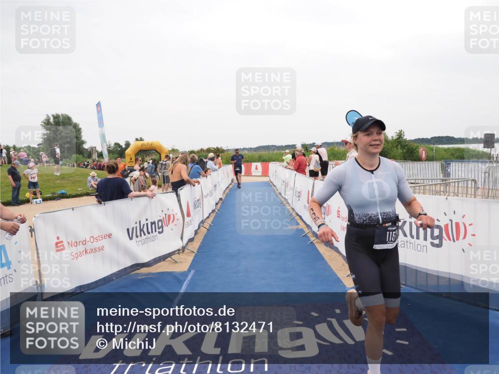 22.06.2025 - Viking Triathlon MichiJ http://msf.ph/oto/8132471 22.06.2025 15:45:51 Ziel 115, 449 meine-sportfotos.de