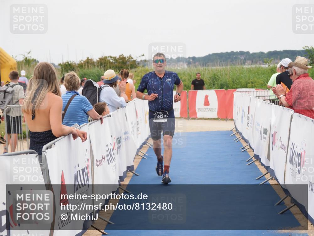 22.06.2025 - Viking Triathlon MichiJ http://msf.ph/oto/8132480 22.06.2025 15:45:53 Ziel 115, 449 meine-sportfotos.de