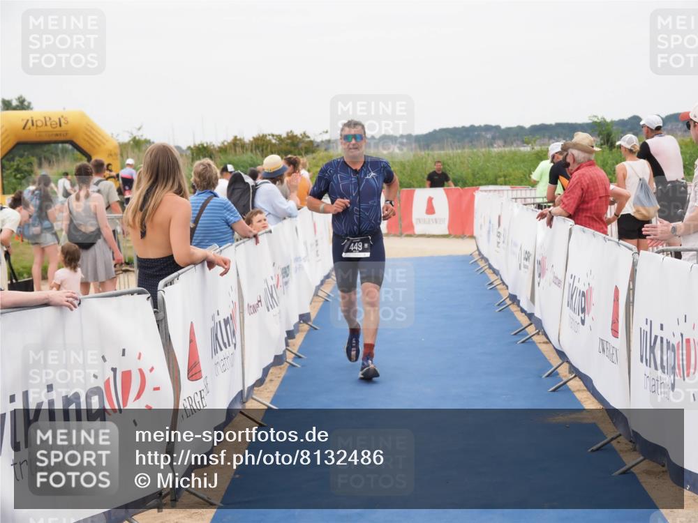 22.06.2025 - Viking Triathlon MichiJ http://msf.ph/oto/8132486 22.06.2025 15:45:54 Ziel 115, 449 meine-sportfotos.de