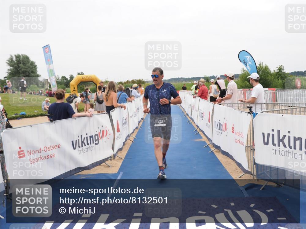 22.06.2025 - Viking Triathlon MichiJ http://msf.ph/oto/8132501 22.06.2025 15:45:55 Ziel 449 meine-sportfotos.de
