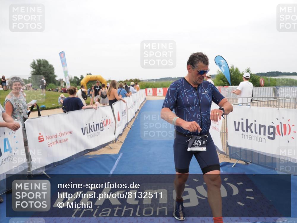 22.06.2025 - Viking Triathlon MichiJ http://msf.ph/oto/8132511 22.06.2025 15:45:57 Ziel 449 meine-sportfotos.de