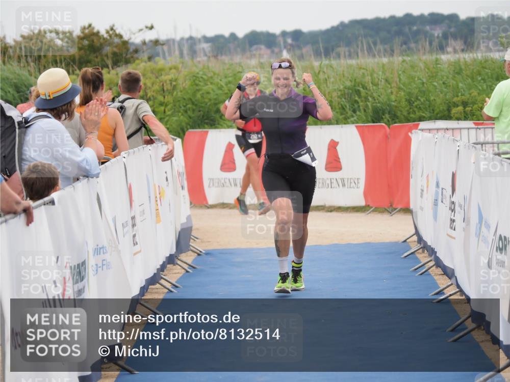 22.06.2025 - Viking Triathlon MichiJ http://msf.ph/oto/8132514 22.06.2025 15:46:02 Ziel 412 meine-sportfotos.de