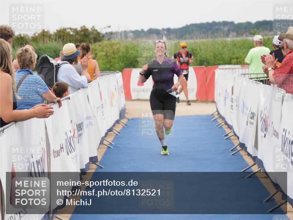 22.06.2025 - Viking Triathlon MichiJ http://msf.ph/oto/8132521 22.06.2025 15:46:03 Ziel 412 meine-sportfotos.de