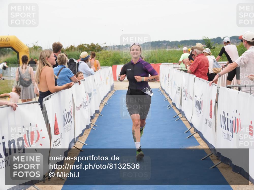 22.06.2025 - Viking Triathlon MichiJ http://msf.ph/oto/8132536 22.06.2025 15:46:04 Ziel 412 meine-sportfotos.de