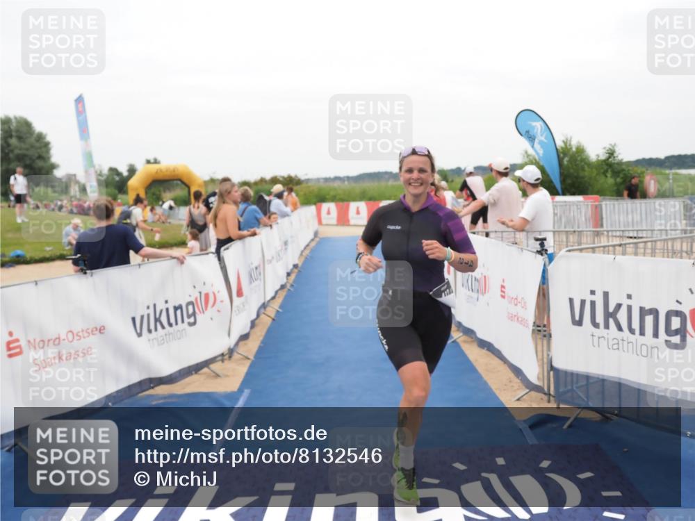 22.06.2025 - Viking Triathlon MichiJ http://msf.ph/oto/8132546 22.06.2025 15:46:06 Ziel 412 meine-sportfotos.de