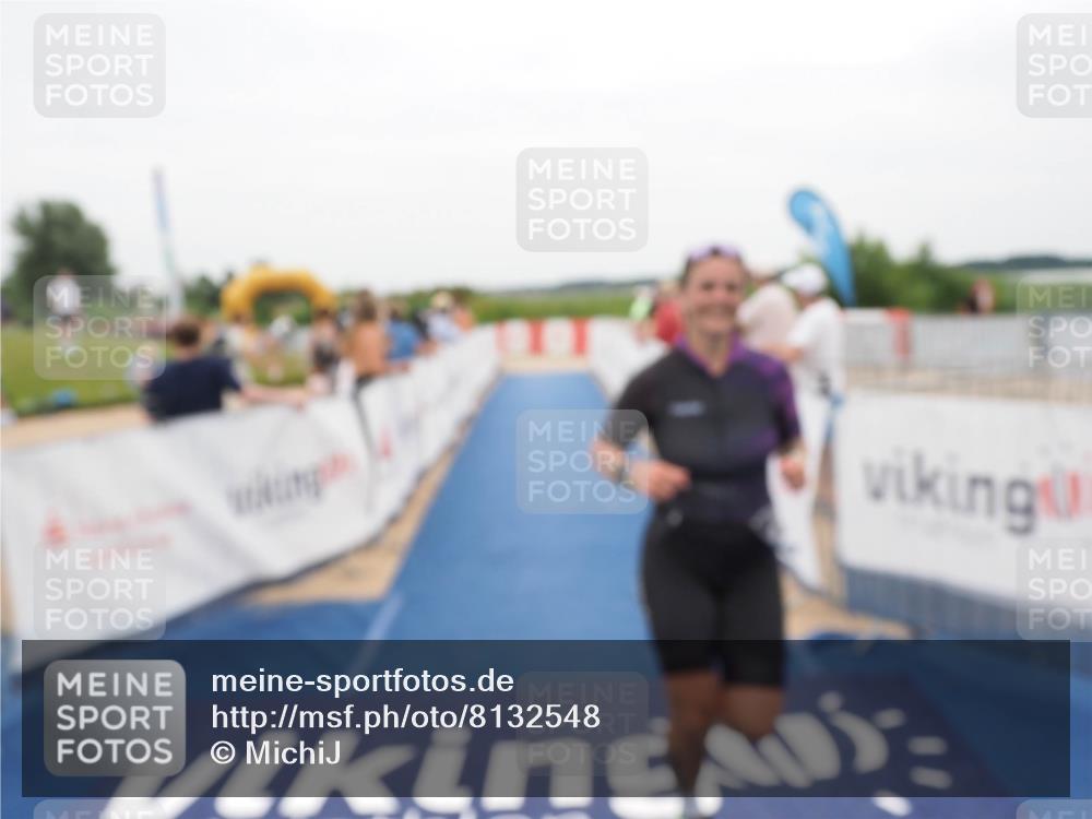 22.06.2025 - Viking Triathlon MichiJ http://msf.ph/oto/8132548 22.06.2025 15:46:06 Ziel 412 meine-sportfotos.de