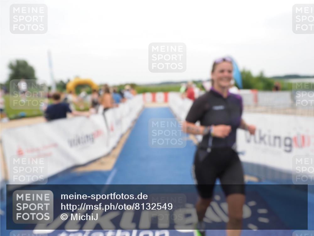 22.06.2025 - Viking Triathlon MichiJ http://msf.ph/oto/8132549 22.06.2025 15:46:06 Ziel 412 meine-sportfotos.de