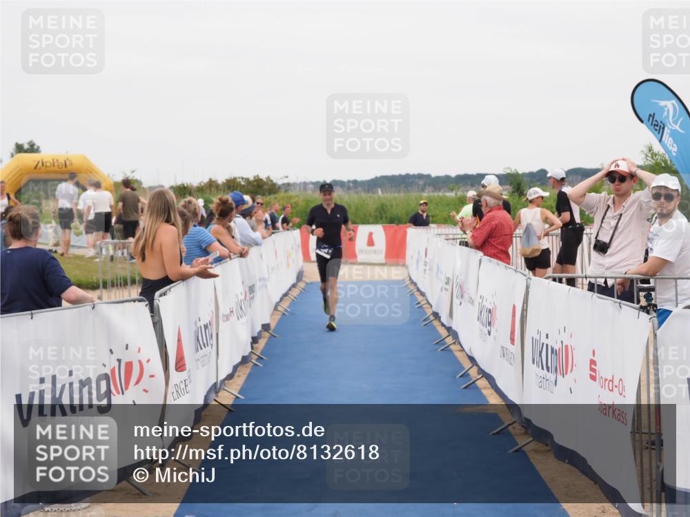 22.06.2025 - Viking Triathlon MichiJ http://msf.ph/oto/8132618 22.06.2025 15:47:19 Ziel 204 meine-sportfotos.de
