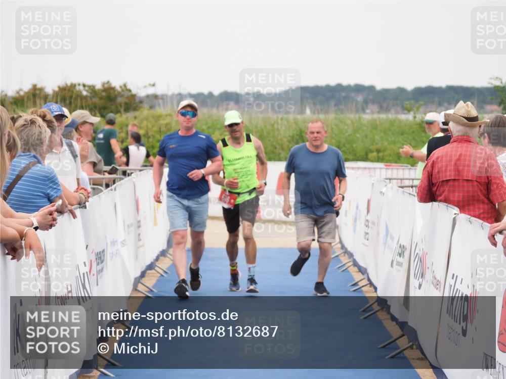 22.06.2025 - Viking Triathlon MichiJ http://msf.ph/oto/8132687 22.06.2025 15:47:58 Ziel 618 meine-sportfotos.de