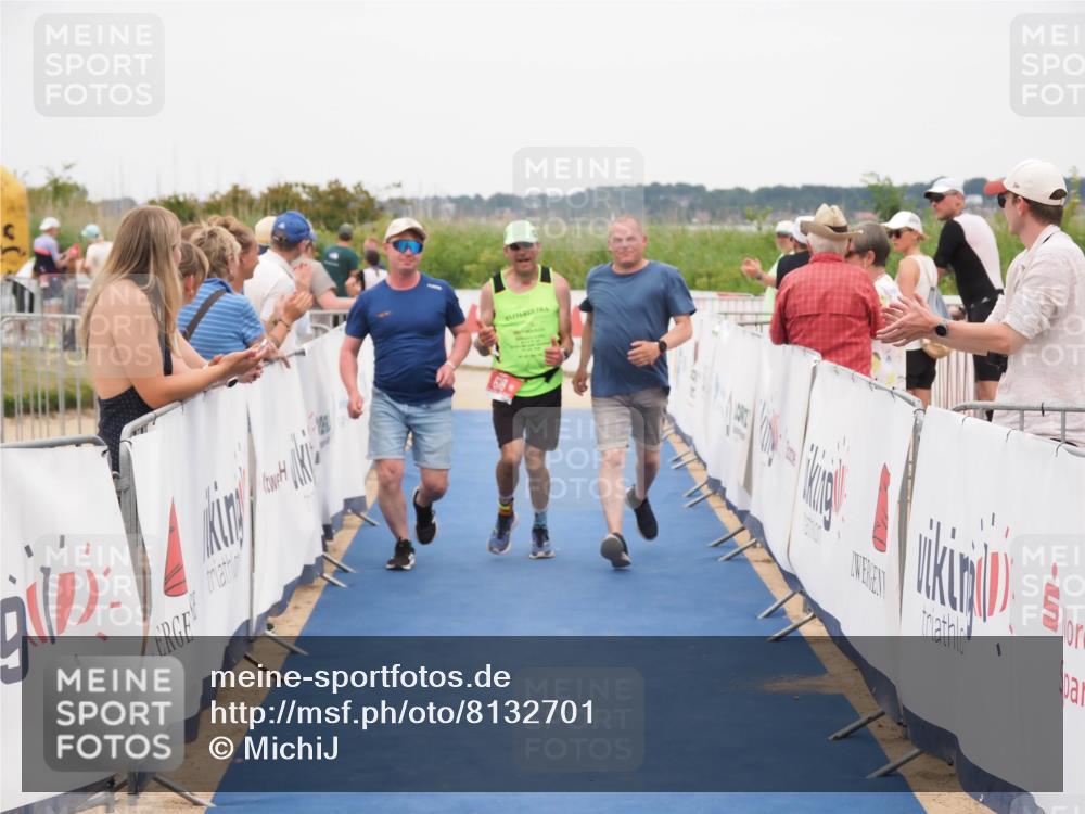 22.06.2025 - Viking Triathlon MichiJ http://msf.ph/oto/8132701 22.06.2025 15:48:00 Ziel 618 meine-sportfotos.de