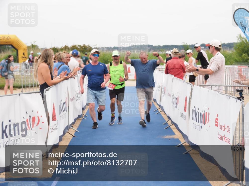 22.06.2025 - Viking Triathlon MichiJ http://msf.ph/oto/8132707 22.06.2025 15:48:01 Ziel 618 meine-sportfotos.de