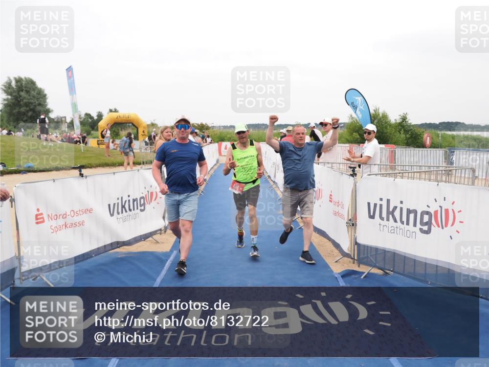 22.06.2025 - Viking Triathlon MichiJ http://msf.ph/oto/8132722 22.06.2025 15:48:03 Ziel 309, 618 meine-sportfotos.de