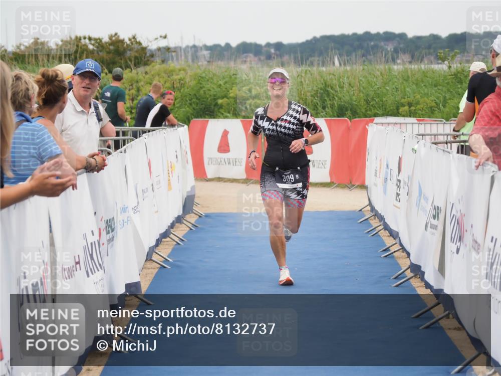 22.06.2025 - Viking Triathlon MichiJ http://msf.ph/oto/8132737 22.06.2025 15:48:07 Ziel 309, 618 meine-sportfotos.de