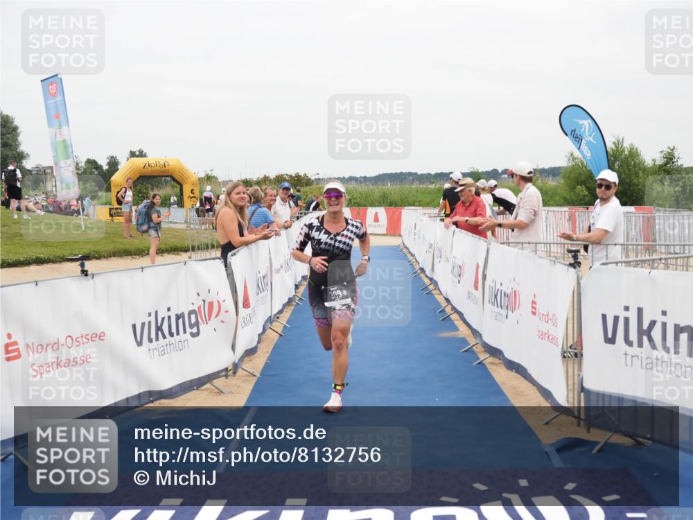 22.06.2025 - Viking Triathlon MichiJ http://msf.ph/oto/8132756 22.06.2025 15:48:10 Ziel 309 meine-sportfotos.de