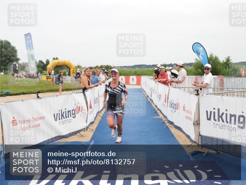 22.06.2025 - Viking Triathlon MichiJ http://msf.ph/oto/8132757 22.06.2025 15:48:10 Ziel 309 meine-sportfotos.de
