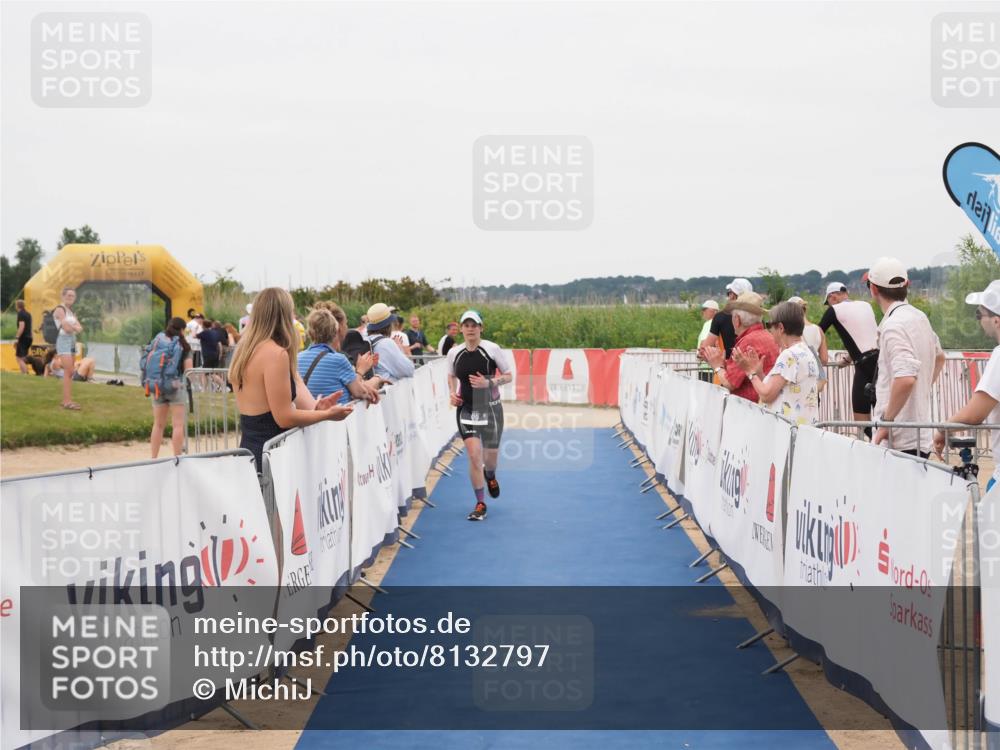 22.06.2025 - Viking Triathlon MichiJ http://msf.ph/oto/8132797 22.06.2025 15:49:25 Ziel 86 meine-sportfotos.de