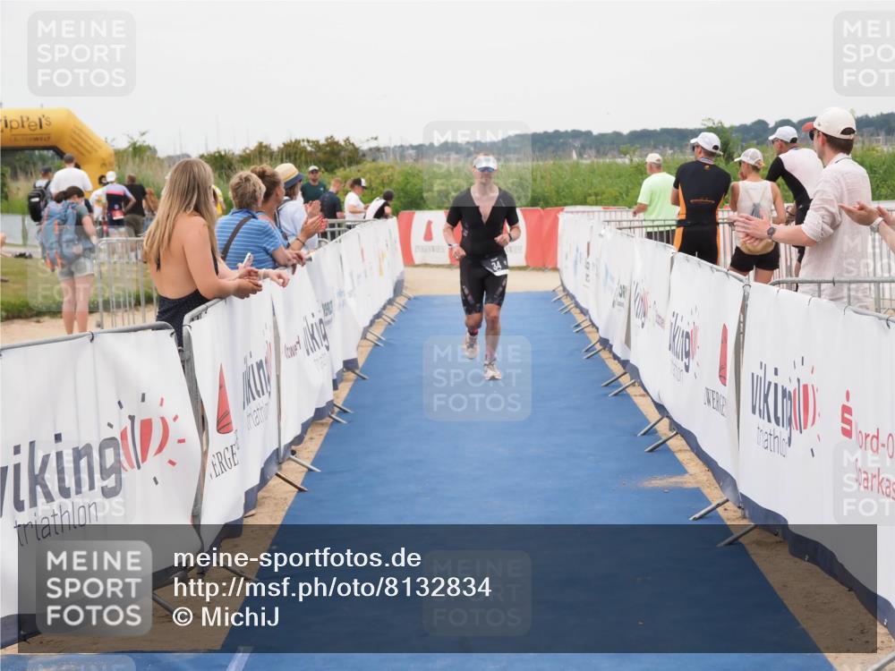 22.06.2025 - Viking Triathlon MichiJ http://msf.ph/oto/8132834 22.06.2025 15:49:51 Ziel 34 meine-sportfotos.de