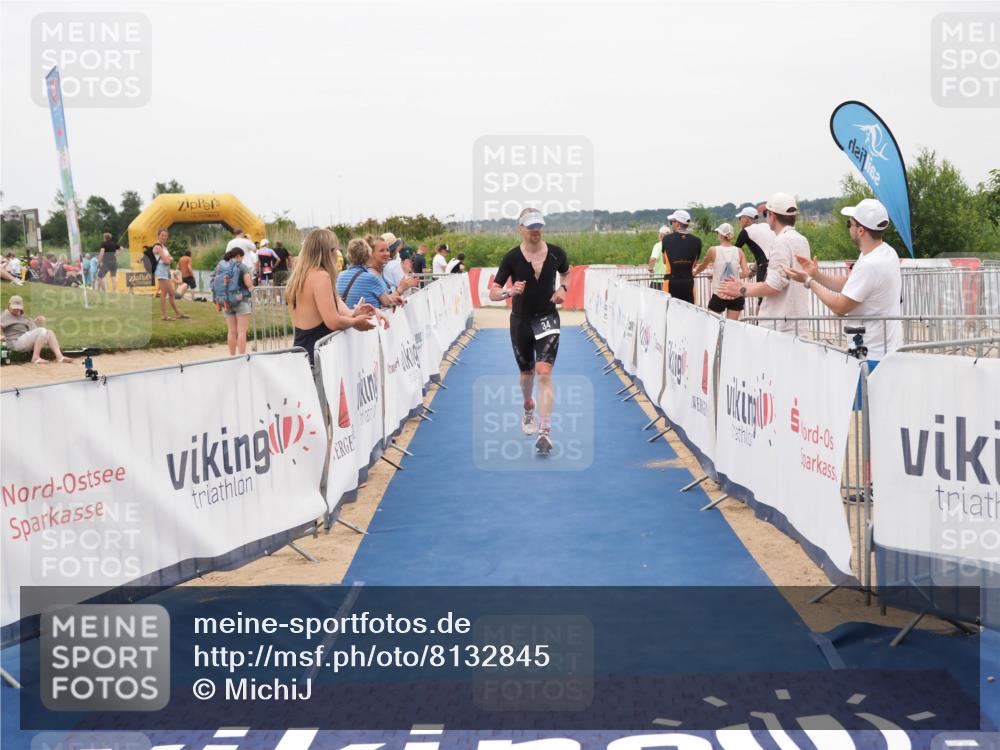 22.06.2025 - Viking Triathlon MichiJ http://msf.ph/oto/8132845 22.06.2025 15:49:52 Ziel 34 meine-sportfotos.de