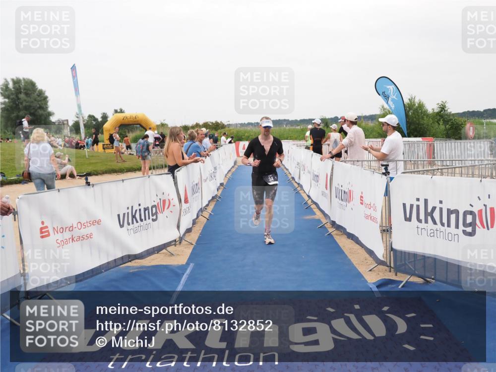 22.06.2025 - Viking Triathlon MichiJ http://msf.ph/oto/8132852 22.06.2025 15:49:53 Ziel 34 meine-sportfotos.de