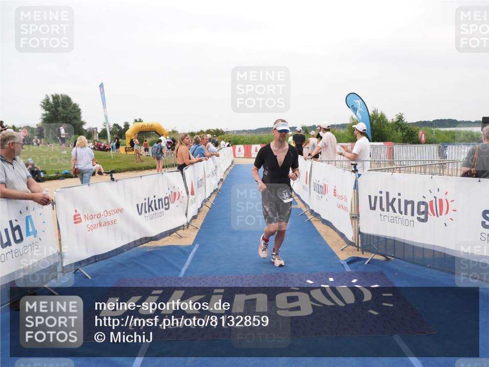 22.06.2025 - Viking Triathlon MichiJ http://msf.ph/oto/8132859 22.06.2025 15:49:54 Ziel 34 meine-sportfotos.de