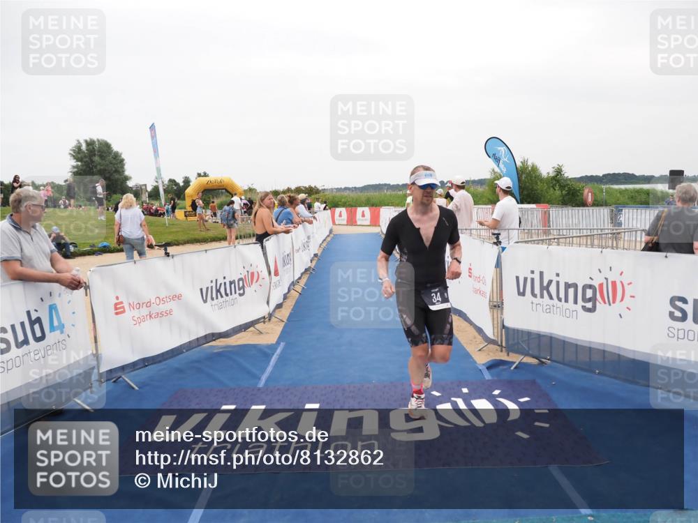 22.06.2025 - Viking Triathlon MichiJ http://msf.ph/oto/8132862 22.06.2025 15:49:54 Ziel 34 meine-sportfotos.de
