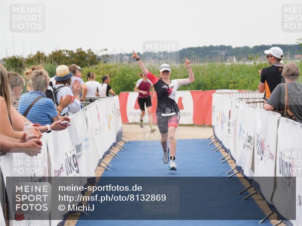 22.06.2025 - Viking Triathlon MichiJ http://msf.ph/oto/8132869 22.06.2025 15:50:30 Ziel 320 meine-sportfotos.de