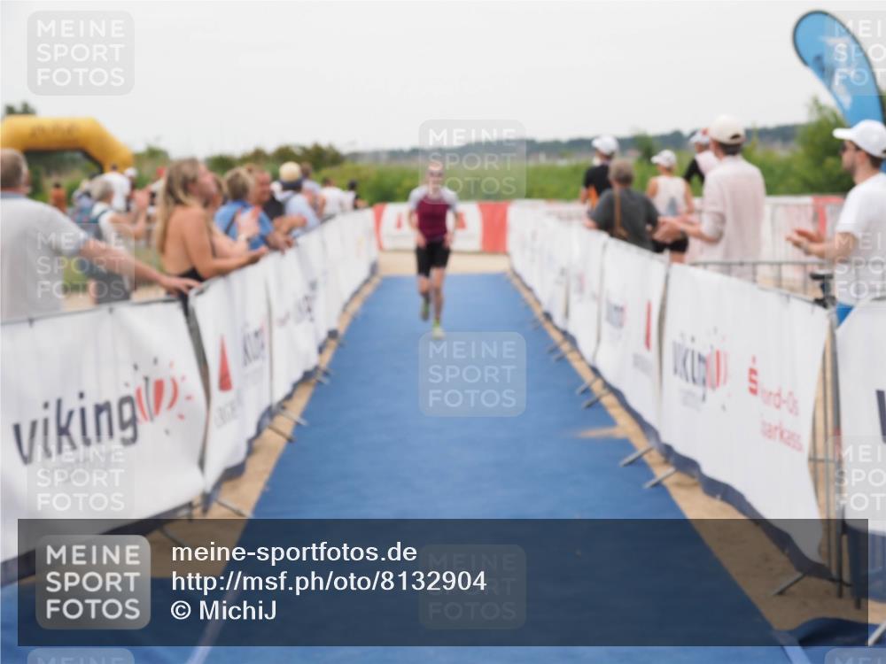 22.06.2025 - Viking Triathlon MichiJ http://msf.ph/oto/8132904 22.06.2025 15:50:35 Ziel 249, 320 meine-sportfotos.de