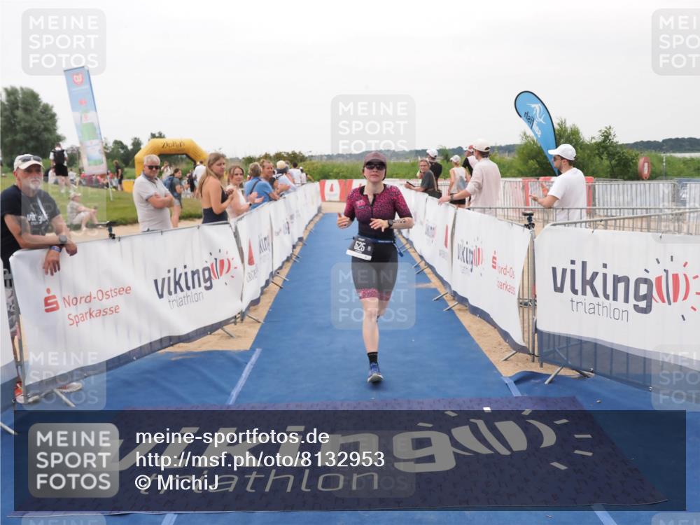 22.06.2025 - Viking Triathlon MichiJ http://msf.ph/oto/8132953 22.06.2025 15:51:47 Ziel 525 meine-sportfotos.de