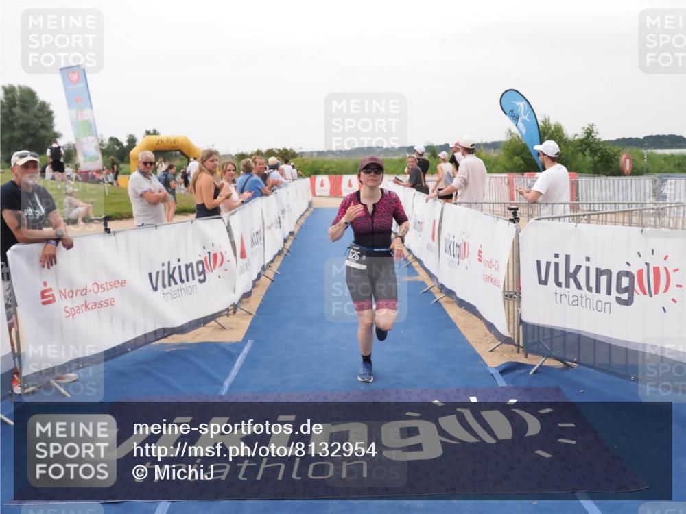 22.06.2025 - Viking Triathlon MichiJ http://msf.ph/oto/8132954 22.06.2025 15:51:47 Ziel 525 meine-sportfotos.de