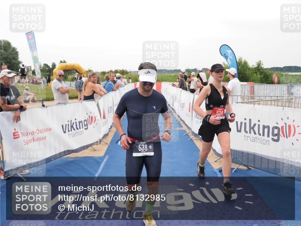 22.06.2025 - Viking Triathlon MichiJ http://msf.ph/oto/8132985 22.06.2025 15:52:03 Ziel 538, 624 meine-sportfotos.de