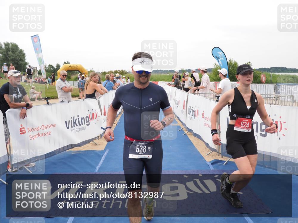 22.06.2025 - Viking Triathlon MichiJ http://msf.ph/oto/8132987 22.06.2025 15:52:04 Ziel 538, 624 meine-sportfotos.de