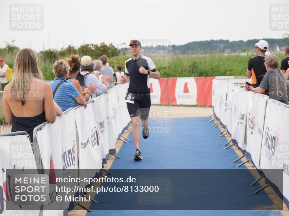 22.06.2025 - Viking Triathlon MichiJ http://msf.ph/oto/8133000 22.06.2025 15:52:26 Ziel 519 meine-sportfotos.de