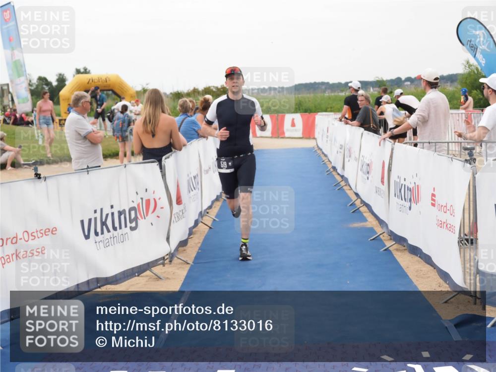22.06.2025 - Viking Triathlon MichiJ http://msf.ph/oto/8133016 22.06.2025 15:52:28 Ziel 519 meine-sportfotos.de