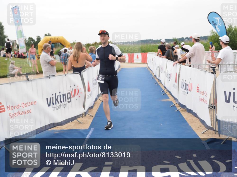 22.06.2025 - Viking Triathlon MichiJ http://msf.ph/oto/8133019 22.06.2025 15:52:28 Ziel 519 meine-sportfotos.de
