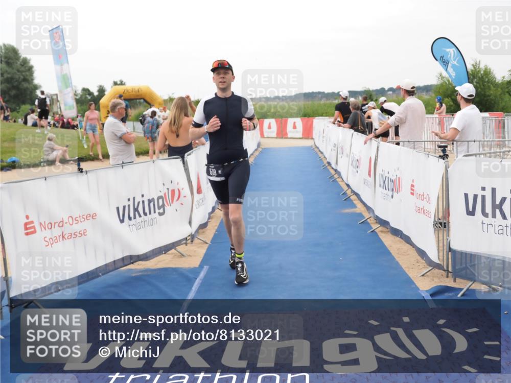 22.06.2025 - Viking Triathlon MichiJ http://msf.ph/oto/8133021 22.06.2025 15:52:28 Ziel 519 meine-sportfotos.de