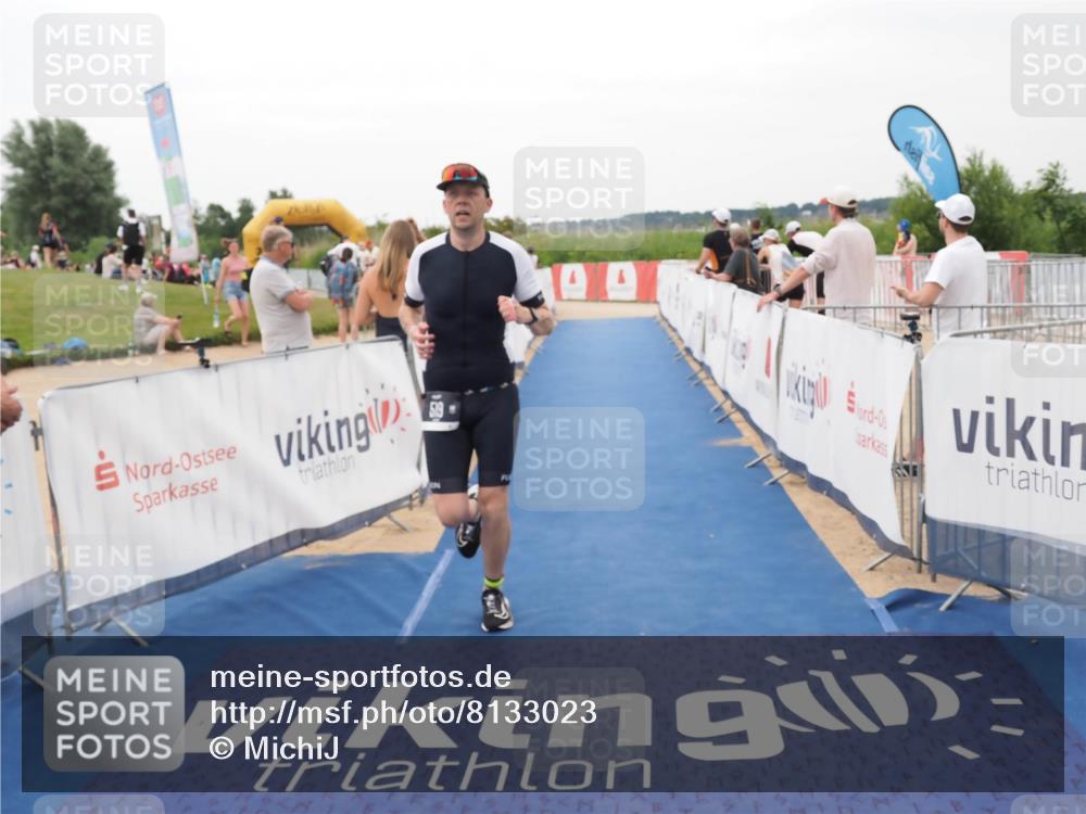 22.06.2025 - Viking Triathlon MichiJ http://msf.ph/oto/8133023 22.06.2025 15:52:29 Ziel 519 meine-sportfotos.de