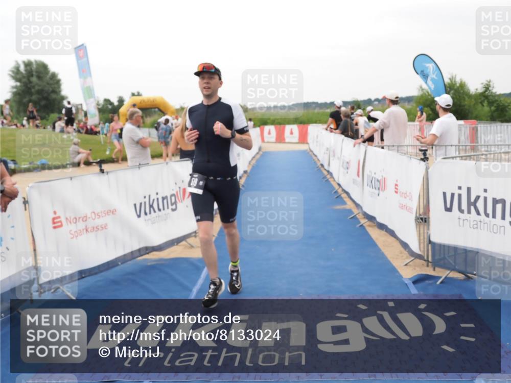 22.06.2025 - Viking Triathlon MichiJ http://msf.ph/oto/8133024 22.06.2025 15:52:29 Ziel 519 meine-sportfotos.de