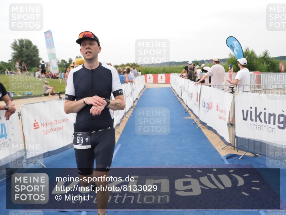 22.06.2025 - Viking Triathlon MichiJ http://msf.ph/oto/8133029 22.06.2025 15:52:29 Ziel 519 meine-sportfotos.de