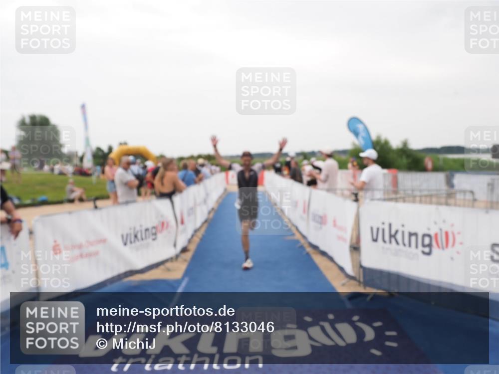 22.06.2025 - Viking Triathlon MichiJ http://msf.ph/oto/8133046 22.06.2025 15:52:50 Ziel 463 meine-sportfotos.de