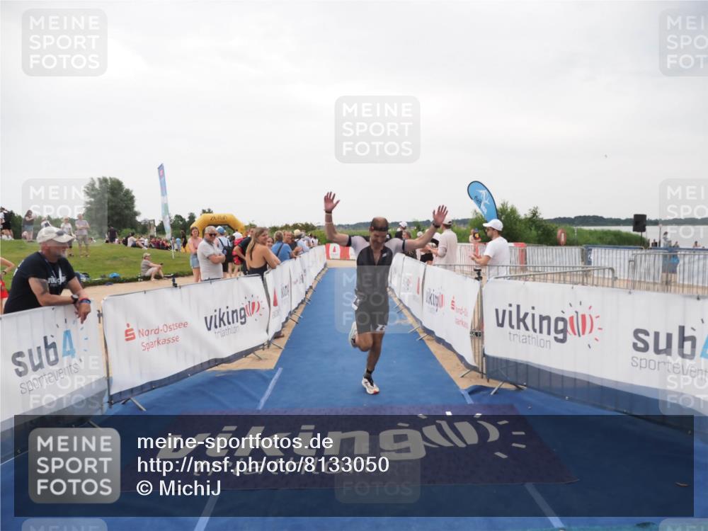 22.06.2025 - Viking Triathlon MichiJ http://msf.ph/oto/8133050 22.06.2025 15:52:51 Ziel 463 meine-sportfotos.de